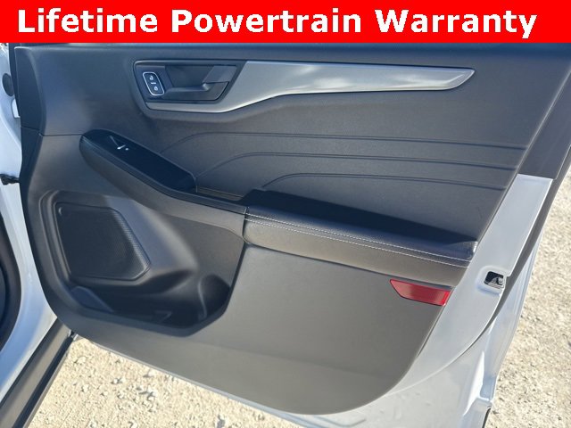 Used 2025 Ford Escape Active image 18