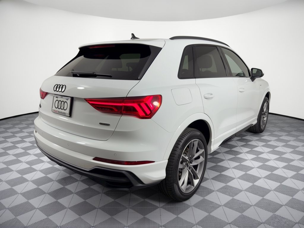Certified 2025 Audi Q3 2.0T Premium w/ Convenience Package AWD/4WD image 9