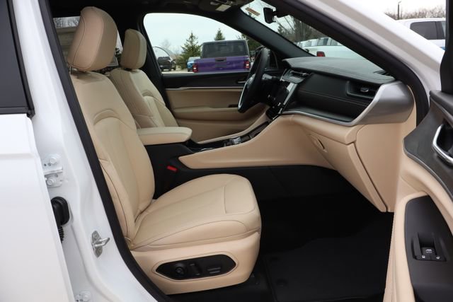 New 2026 Jeep Grand Cherokee Limited image 43