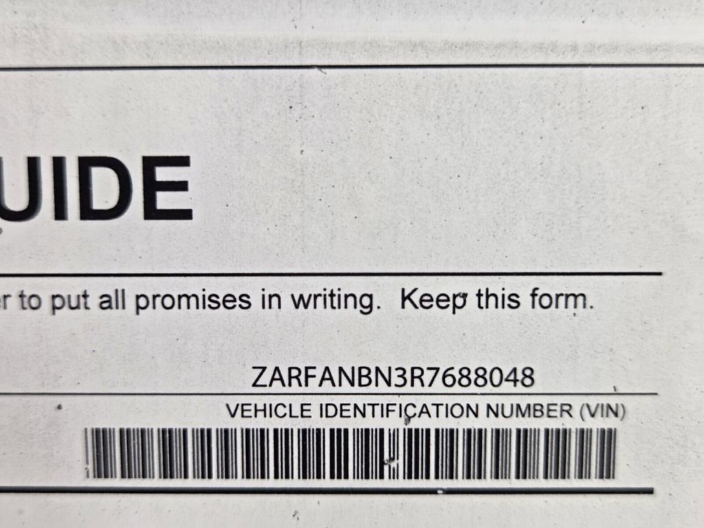 Used 2024 Alfa Romeo Giulia Veloce image 33