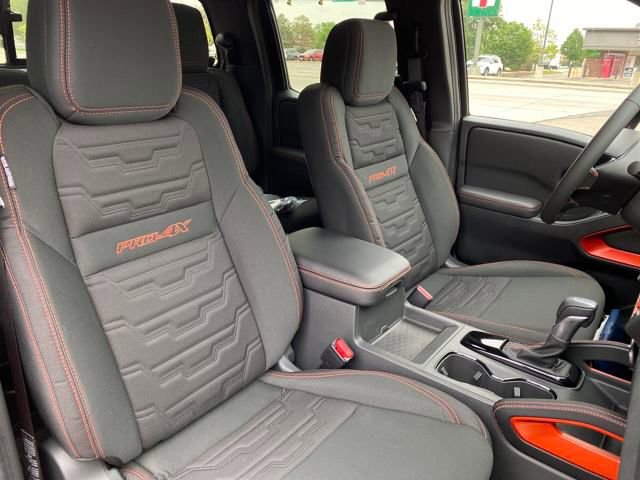 New 2025 Nissan Frontier PRO-4X w/ Tow Package image 9