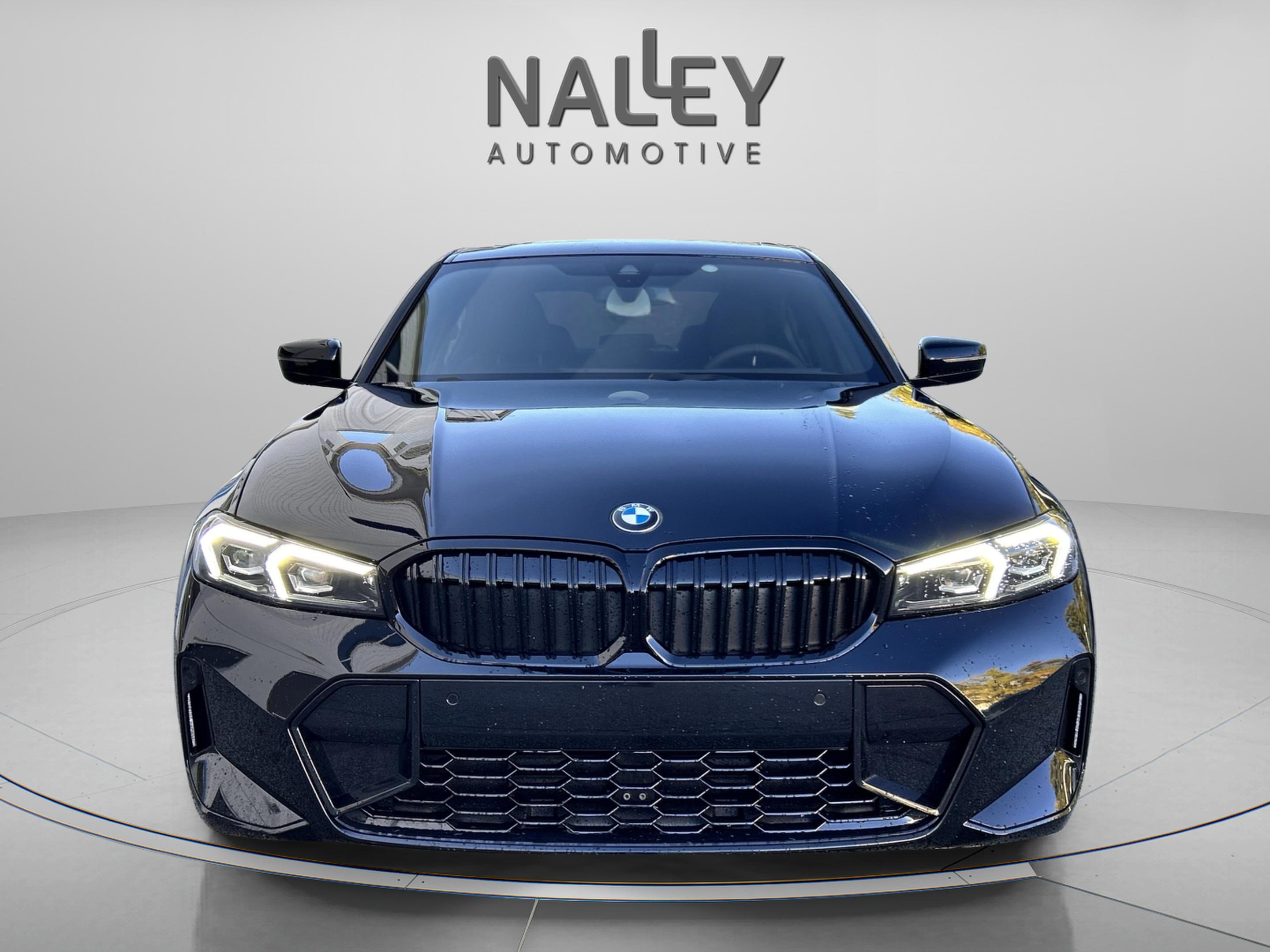 Used 2026 BMW 330i Sedan w/ M Sport Package image 7