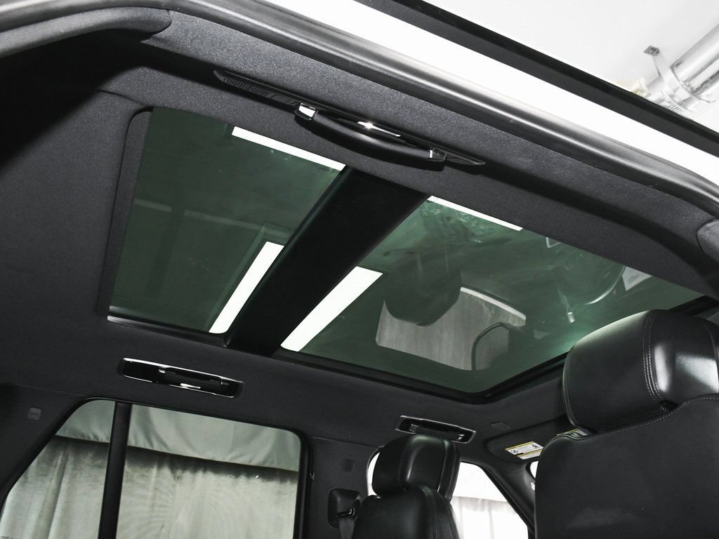 Used 2024 Land Rover Range Rover SE AWD/4WD image 56