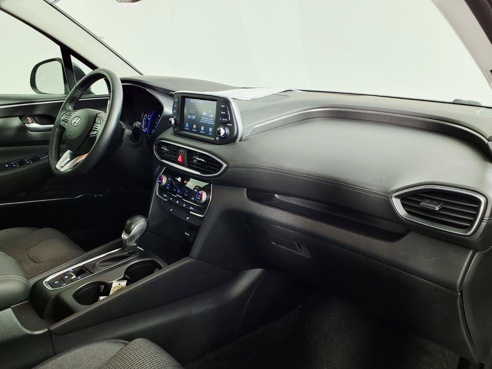 Used 2019 Hyundai Santa Fe SEL FWD image 9
