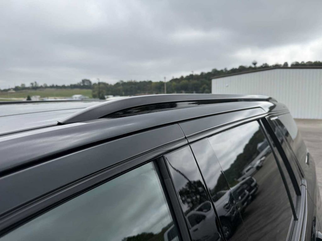 Used 2022 Chevrolet Tahoe RST image 15