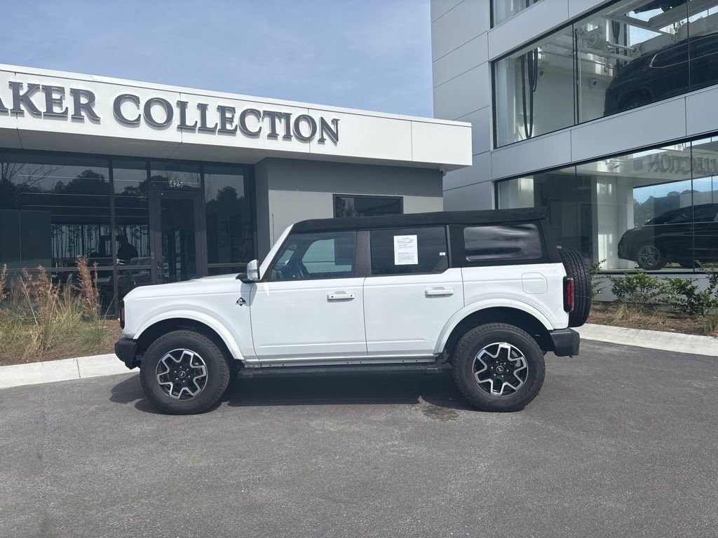 Used 2022 Ford Bronco Outer Banks image 9