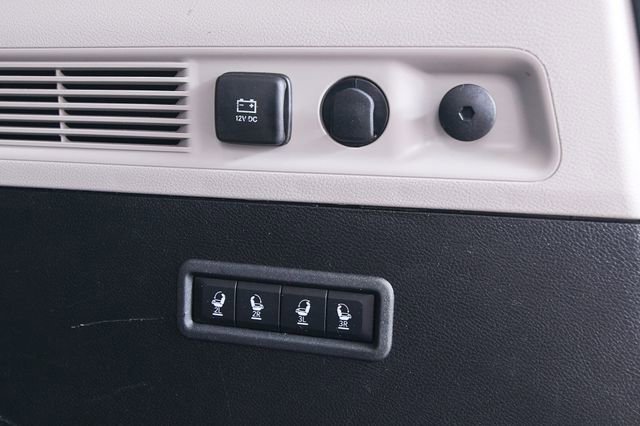 Used 2023 Jeep Wagoneer Series III w/ Premium Group I image 27