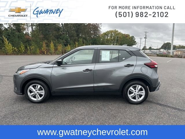 Used 2024 Nissan Kicks S image 8