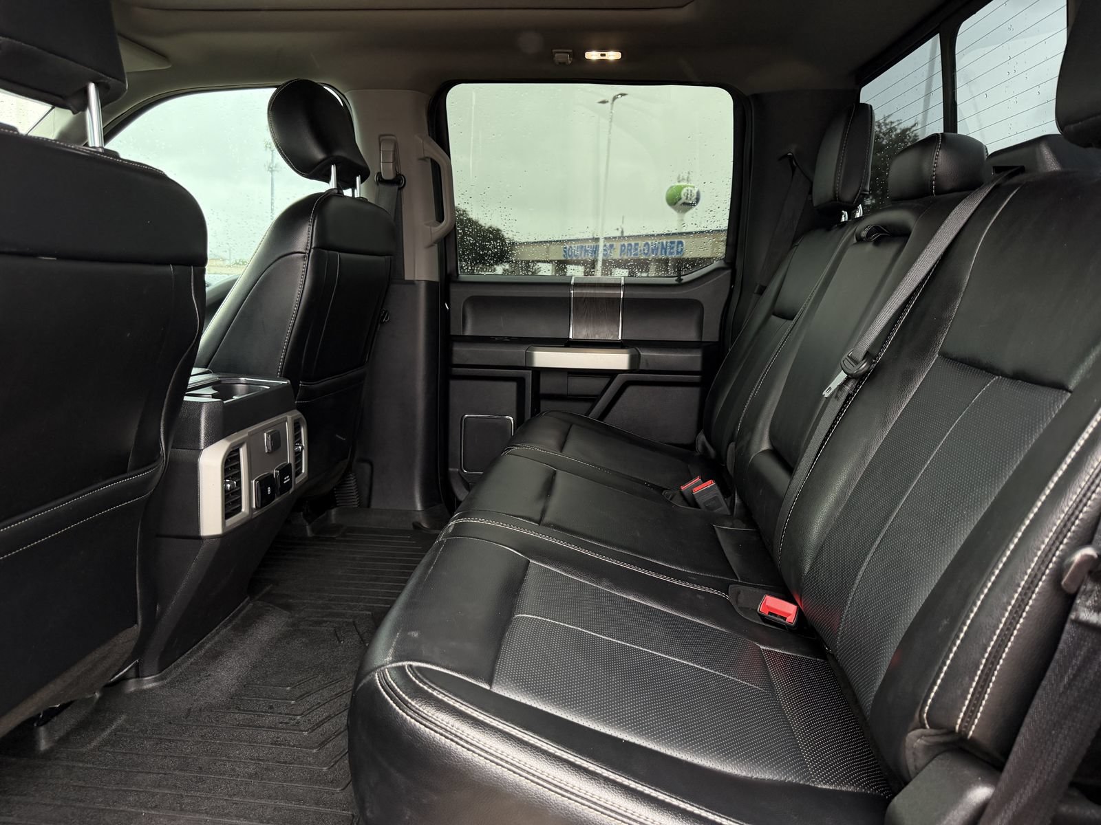 Used 2021 Ford F350 Lariat w/ Lariat Ultimate Package AWD/4WD image 9