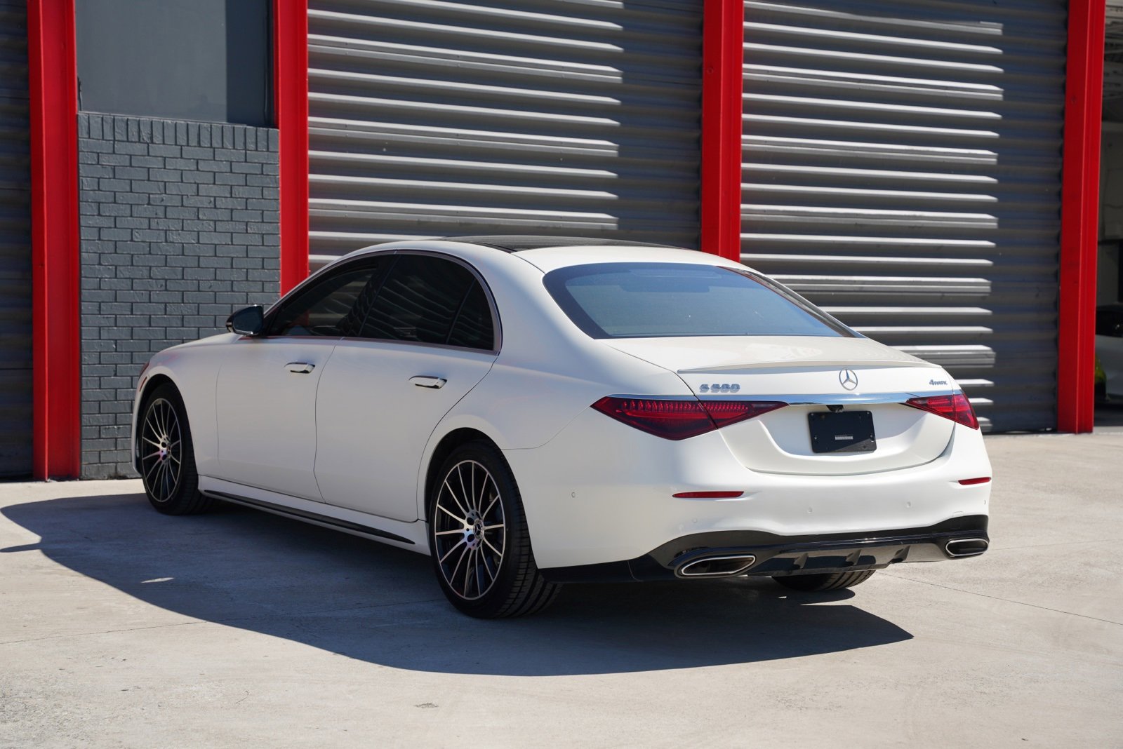 Used 2021 Mercedes-Benz S 580 4MATIC Sedan image 4