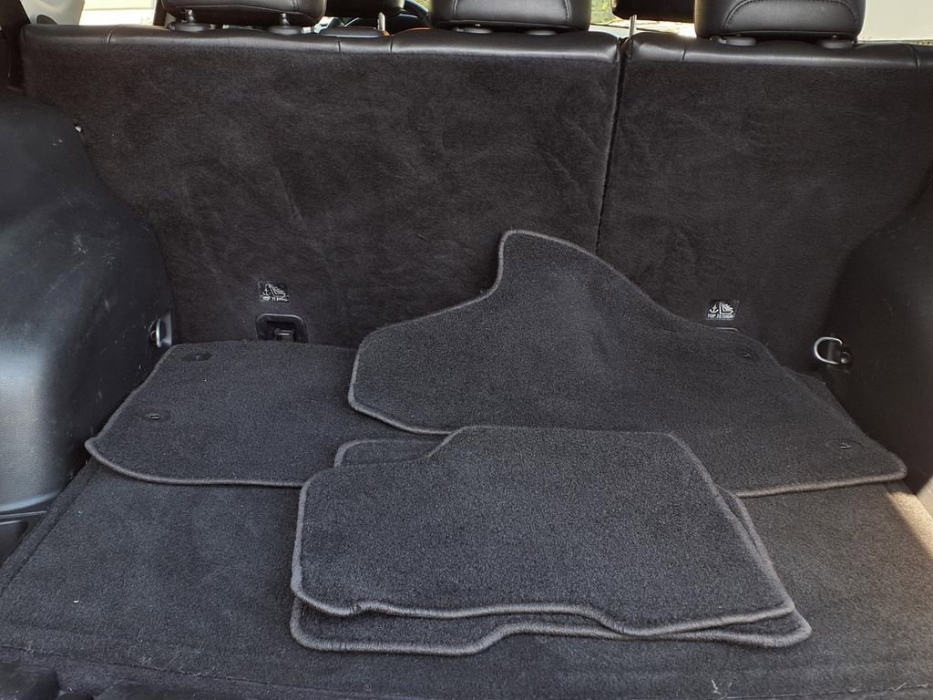 Used 2018 Jeep Compass Limited w/ Safe & Security Group image 19