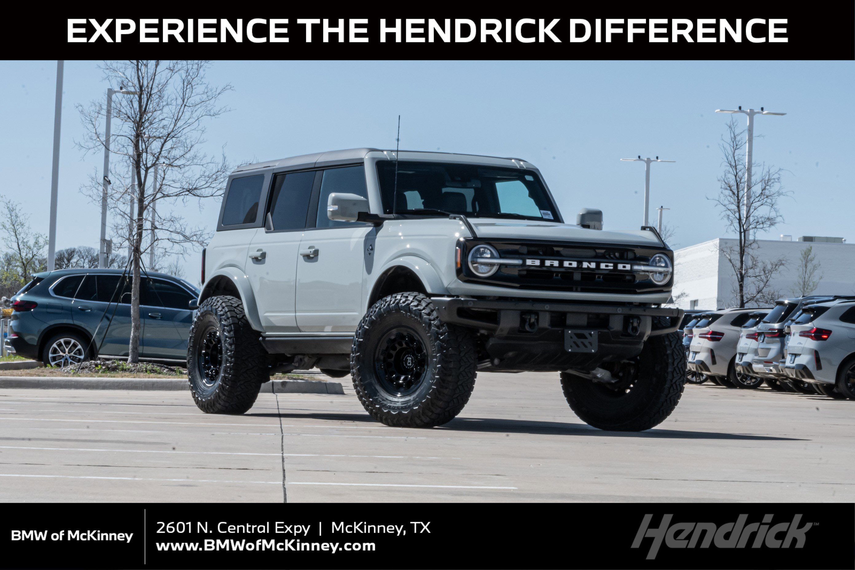 Used 2023 Ford Bronco Outer Banks AWD/4WD image 1