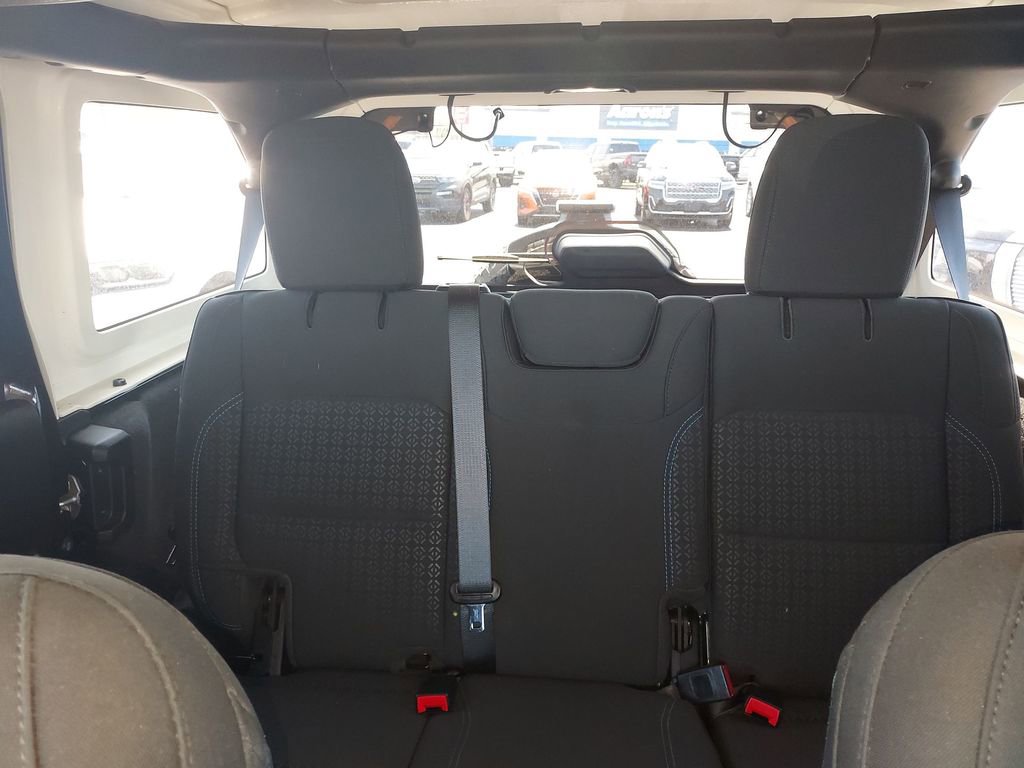 Used 2021 Jeep Wrangler Unlimited Sport AWD/4WD image 13