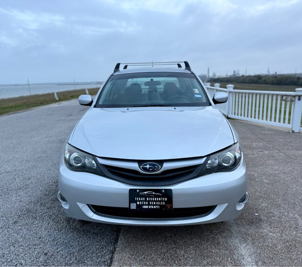 Used 2011 Subaru Impreza 2.5i Premium w/ PWR Moonroof Value Pkg image 2