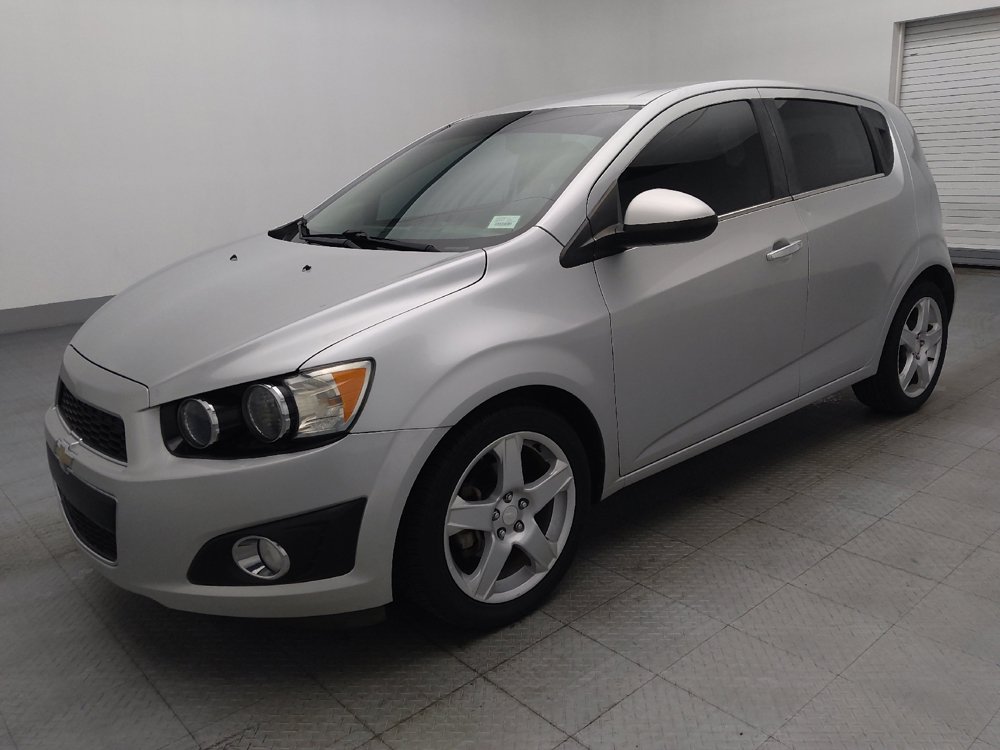 Used 2016 Chevrolet Sonic LTZ FWD image 2