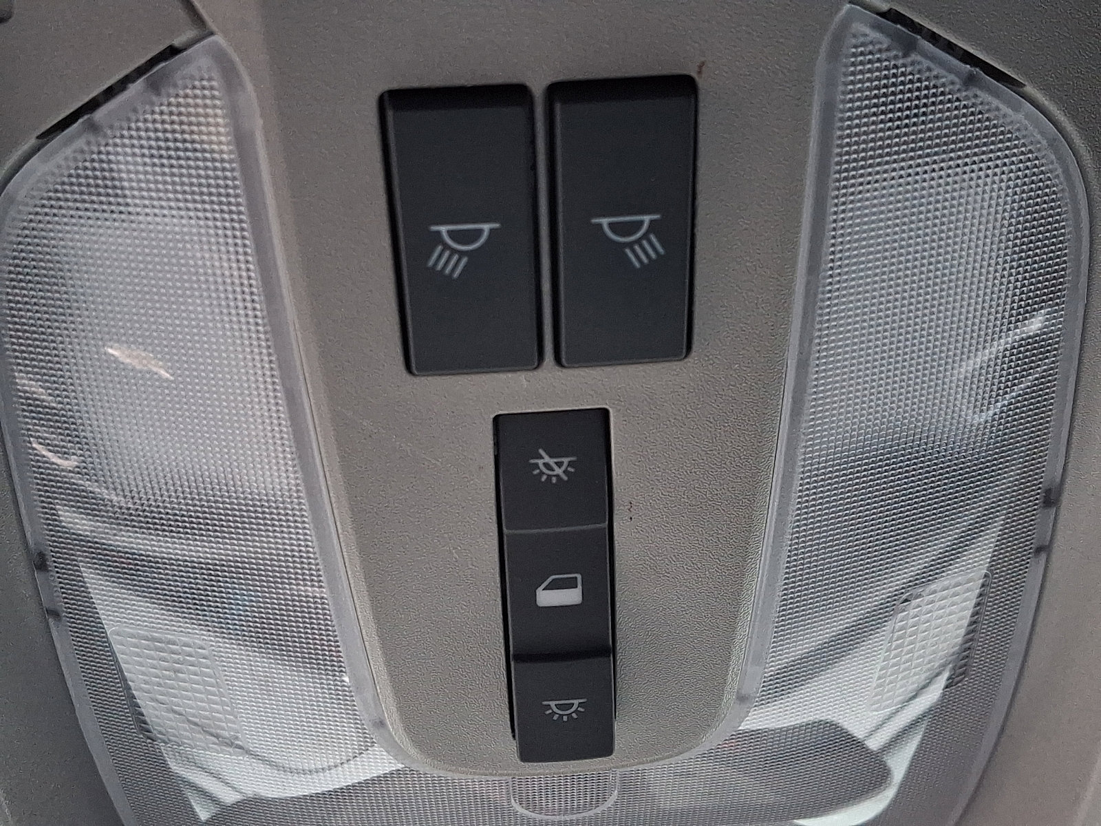 Used 2016 Chevrolet Equinox LS image 25