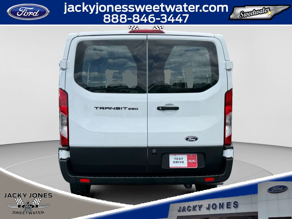 New 2026 Ford Transit 250 Low Roof w/ Fleet Fuel Economy Package RWD image 4