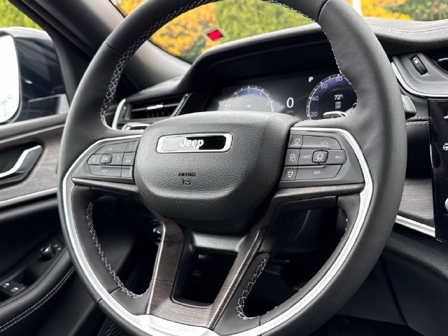 New 2027 Jeep Grand Cherokee L Limited AWD/4WD image 13