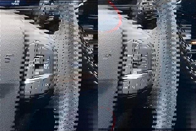 Used 2024 Ford Escape ST-Line w/ Equipment Group 301A image 17