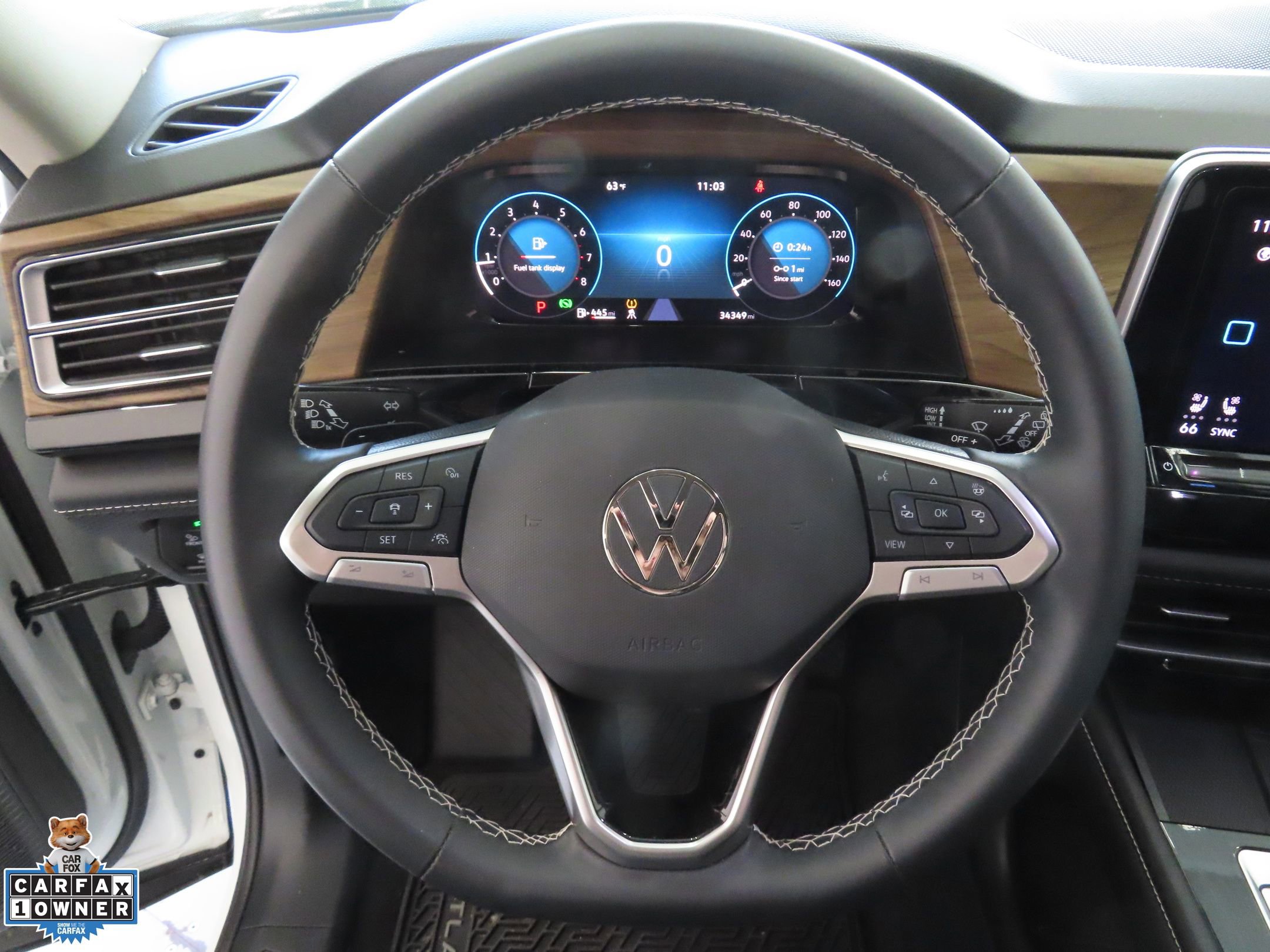 Used 2024 Volkswagen Atlas SE w/ Black Wheel Package FWD image 15