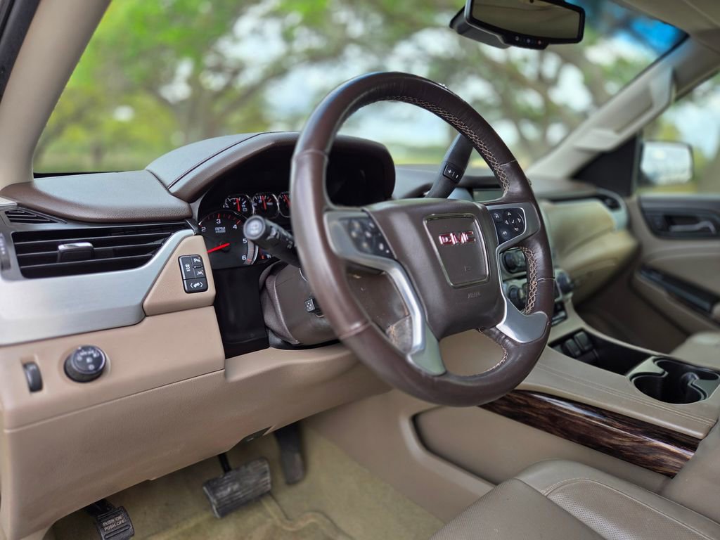 Used 2016 GMC Yukon SLT w/ Open Road Package image 16