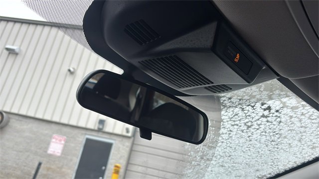 Used 2024 Nissan Rogue SV image 22