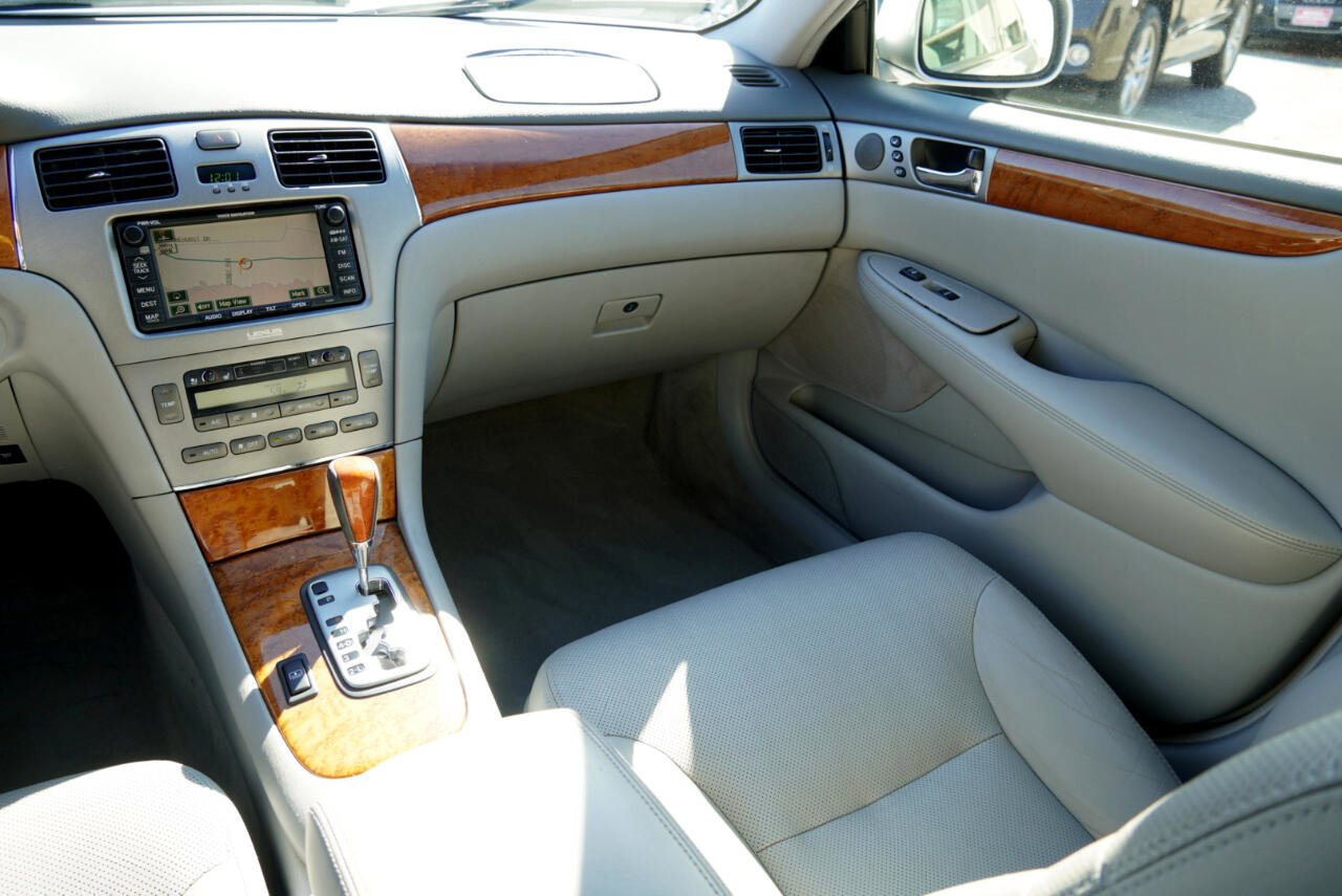 Used 2006 Lexus ES 330 image 14