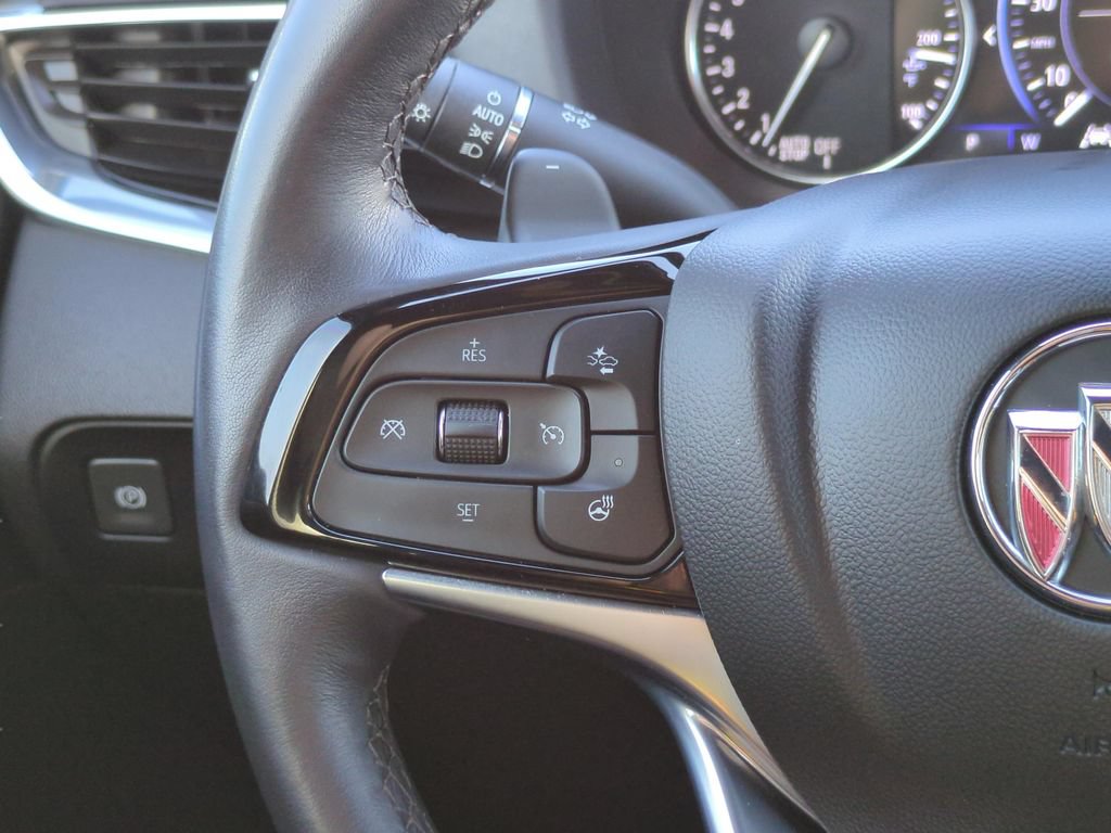 Used 2023 Buick Enclave Avenir w/ Avenir Technology Package FWD image 22