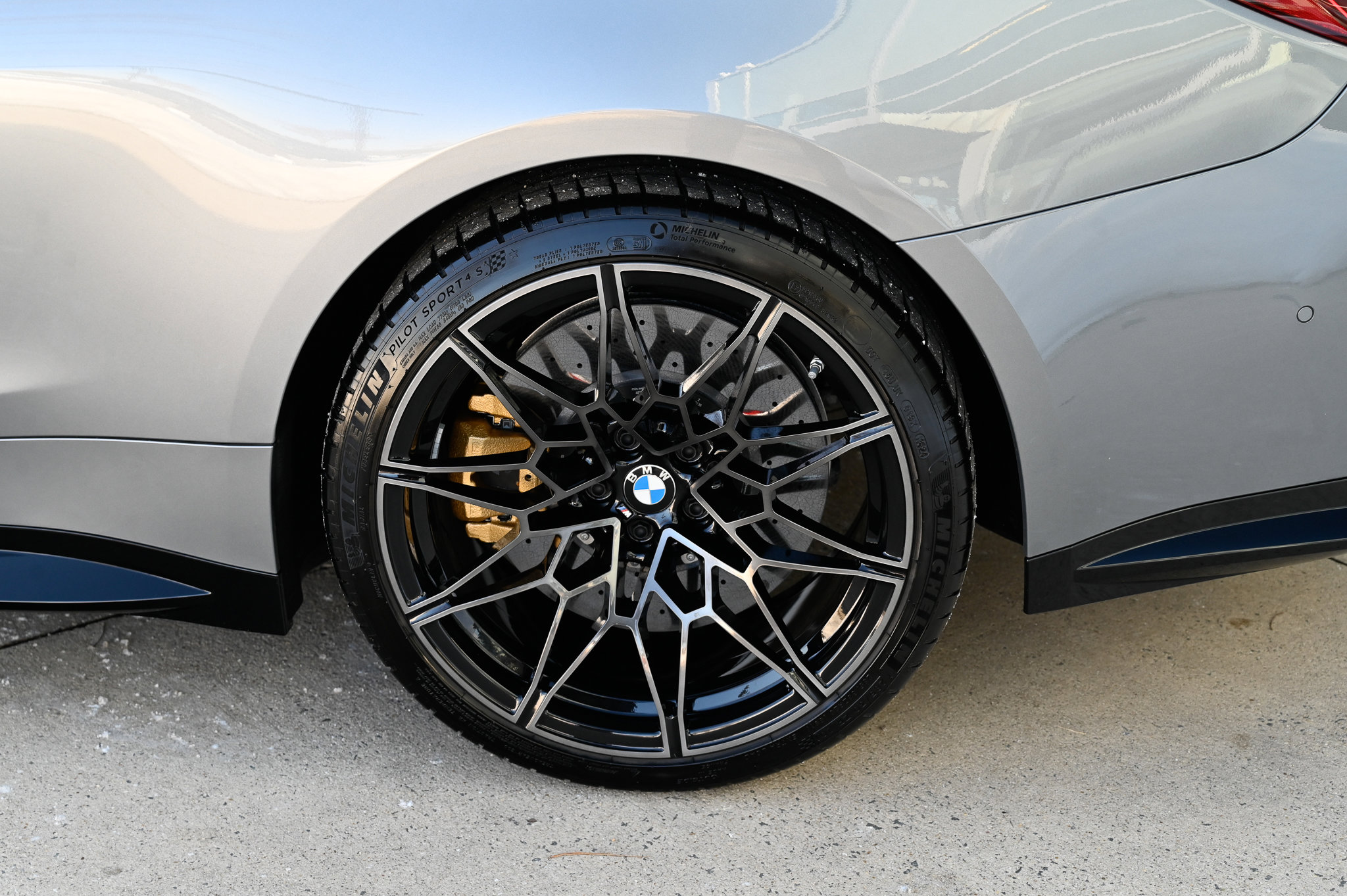 Used 2025 BMW M4 xDrive Competition w/ Carbon Package image 10