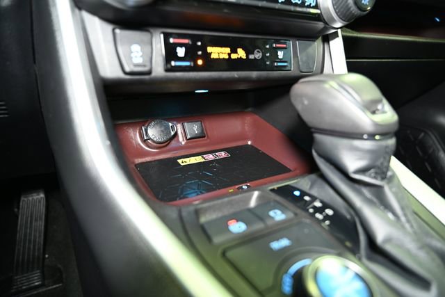 Used 2022 Toyota RAV4 Limited image 29