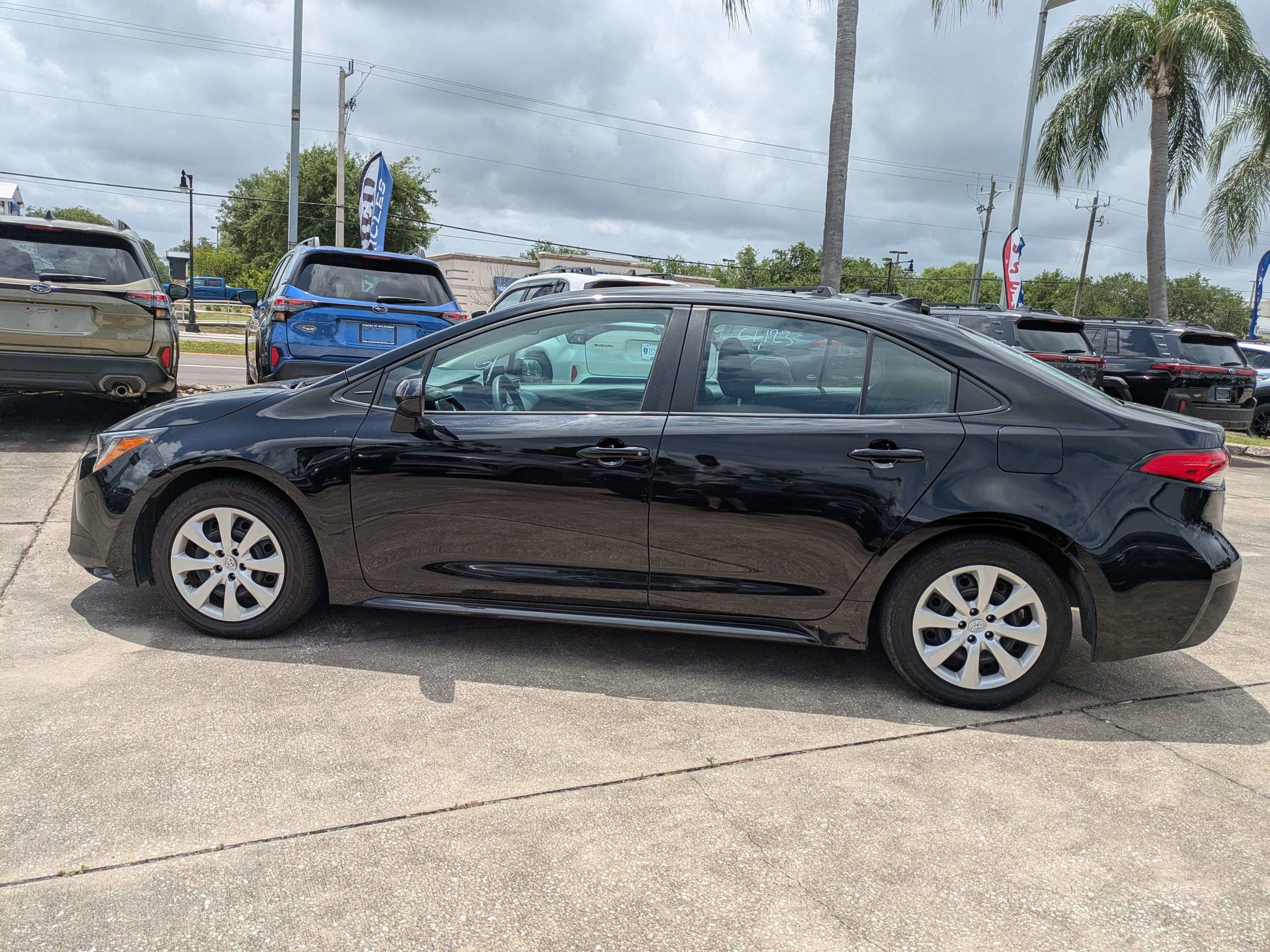 Used 2024 Toyota Corolla LE FWD image 7