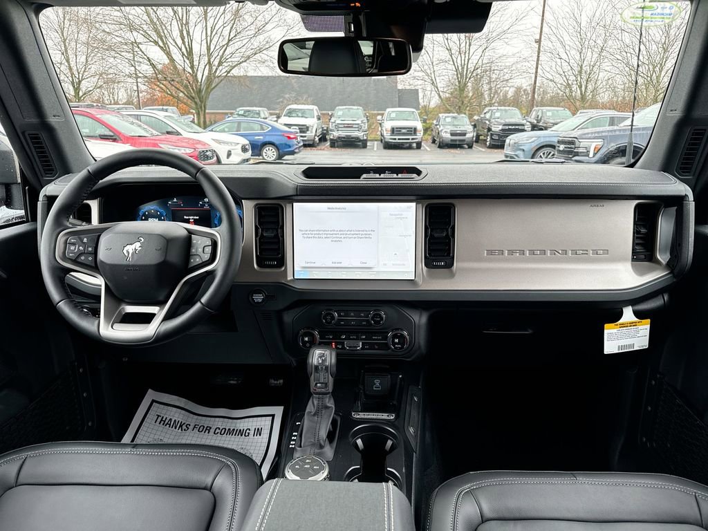 New 2025 Ford Bronco Outer Banks AWD/4WD image 10