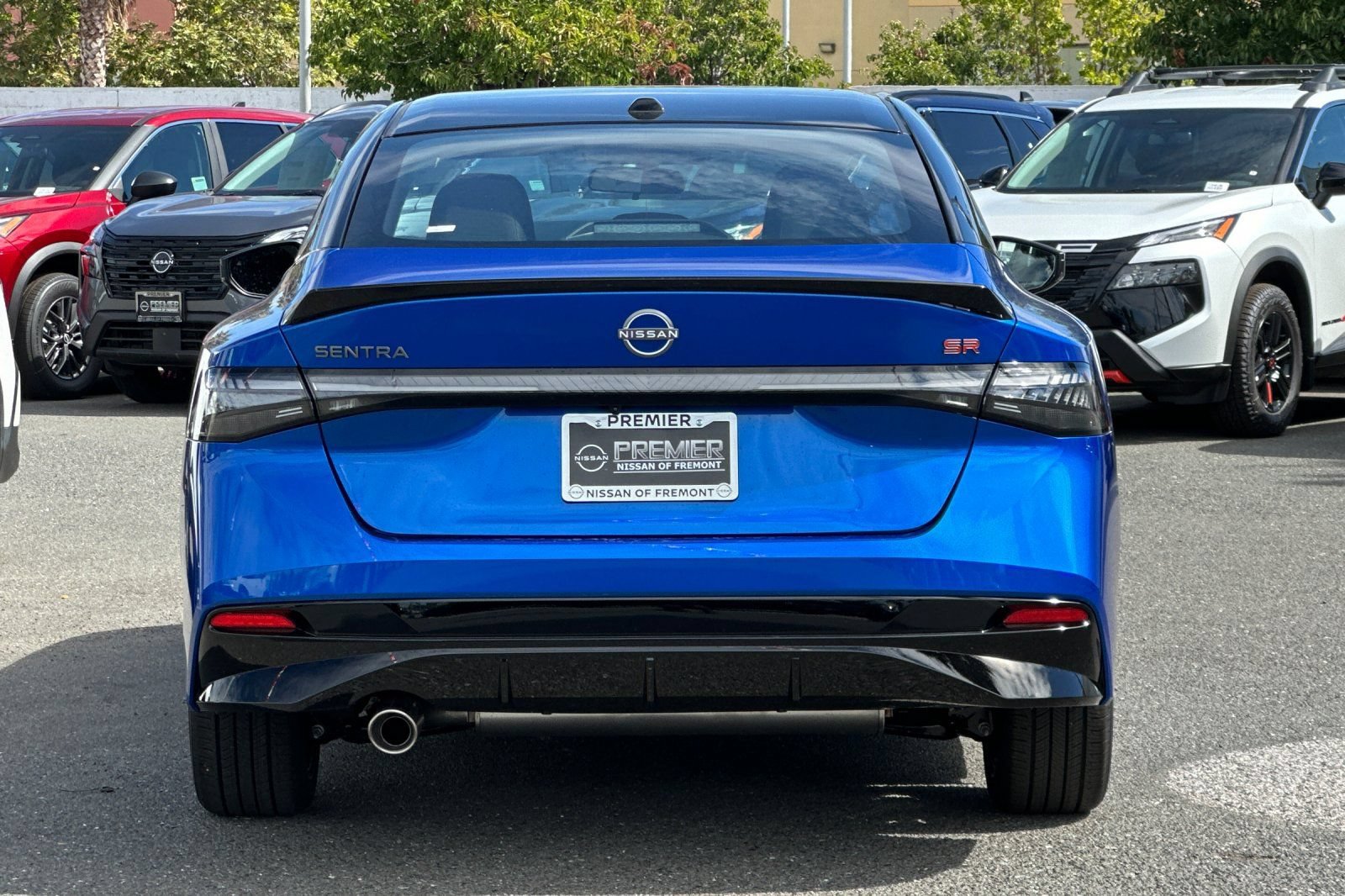 New 2026 Nissan Sentra SR w/ Floor Mat Package FWD image 5