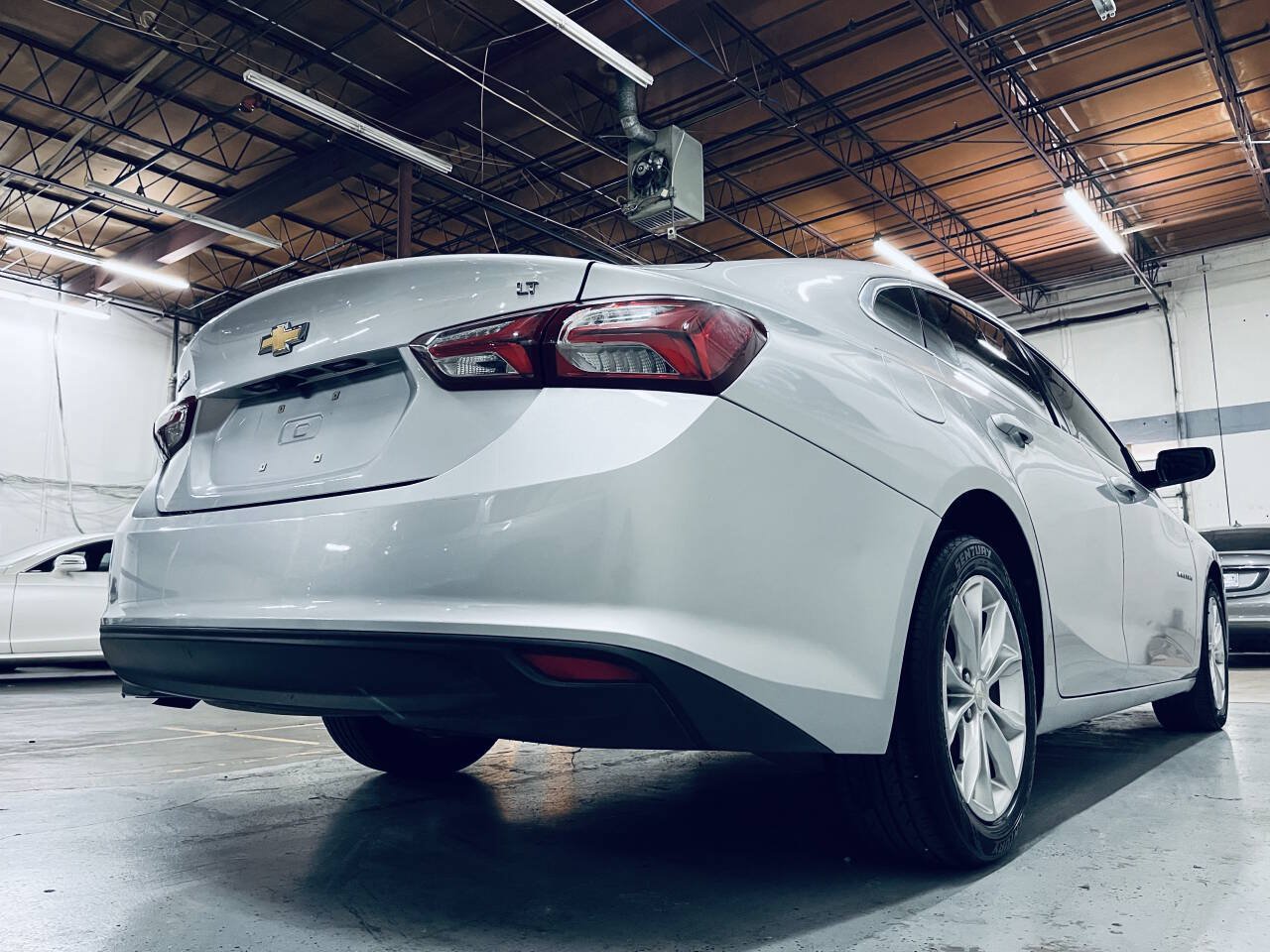 Used 2020 Chevrolet Malibu LT FWD image 8