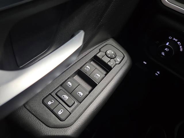 New 2026 RAM 1500 4x4 Crew Cab image 30