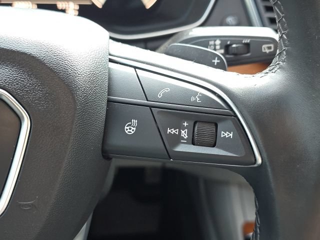 Used 2022 Audi Q5 e Premium Plus AWD/4WD image 39