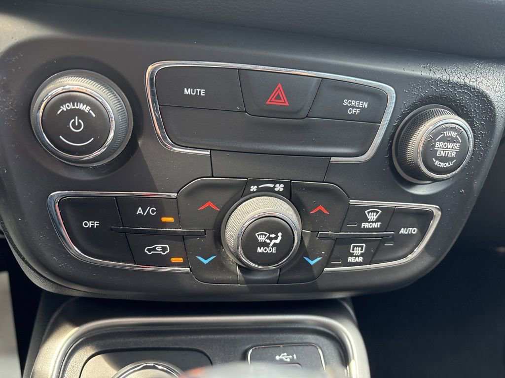 Used 2021 Jeep Compass Sport image 21