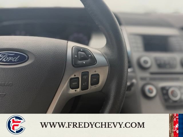 Used 2019 Ford Taurus SEL FWD image 14