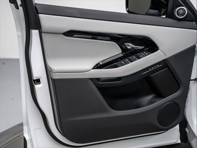 New 2026 Land Rover Range Rover Evoque S AWD/4WD image 23