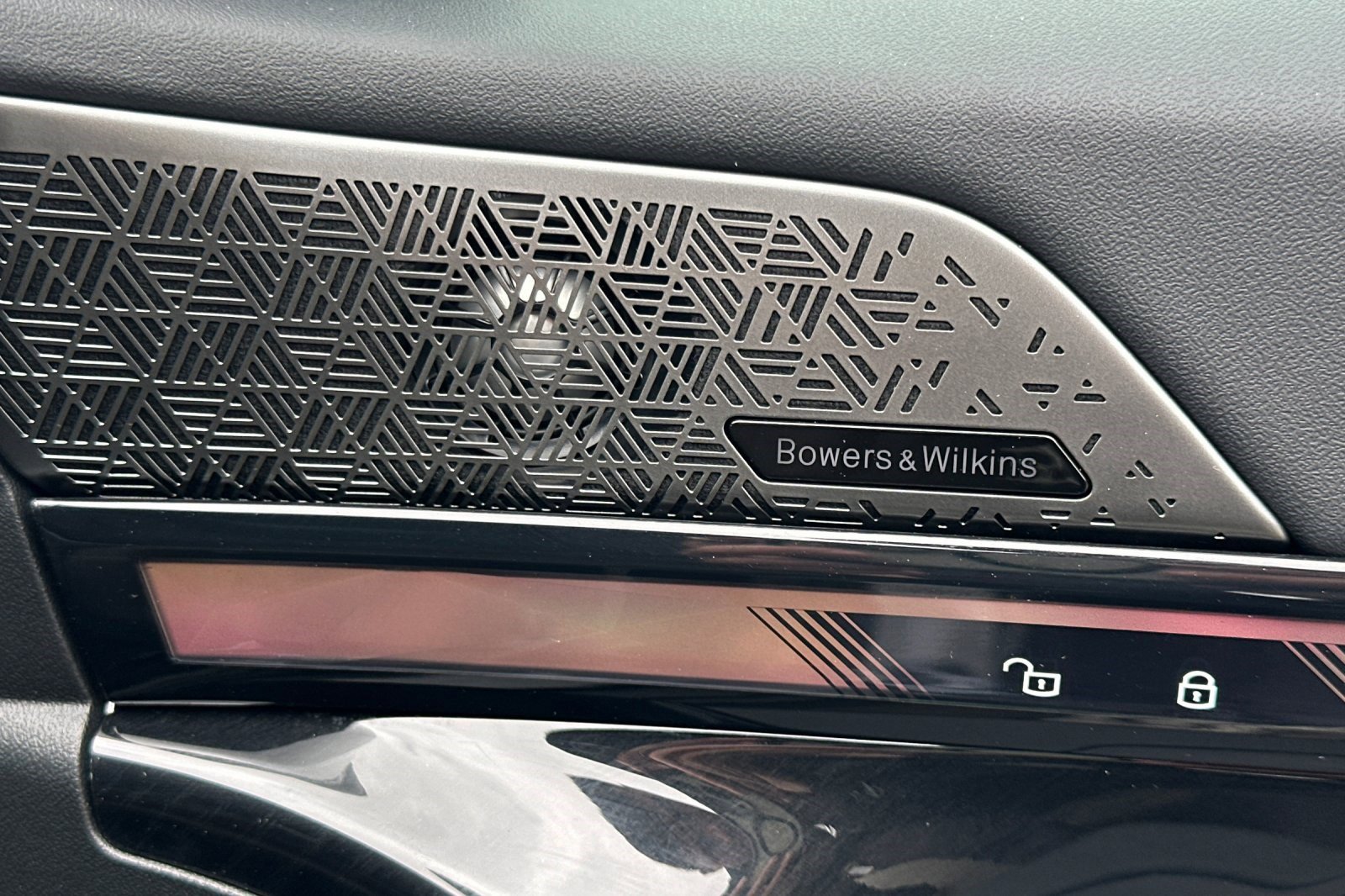 Certified 2024 BMW i5 eDrive40i w/ Premium Package image 22