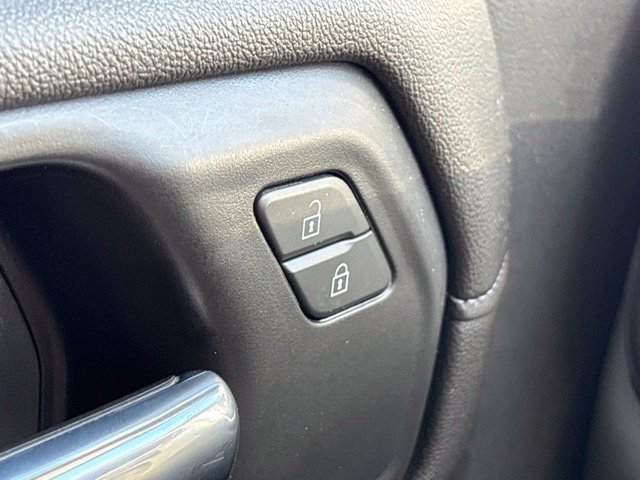 Used 2022 GMC Sierra 1500 Elevation AWD/4WD image 15