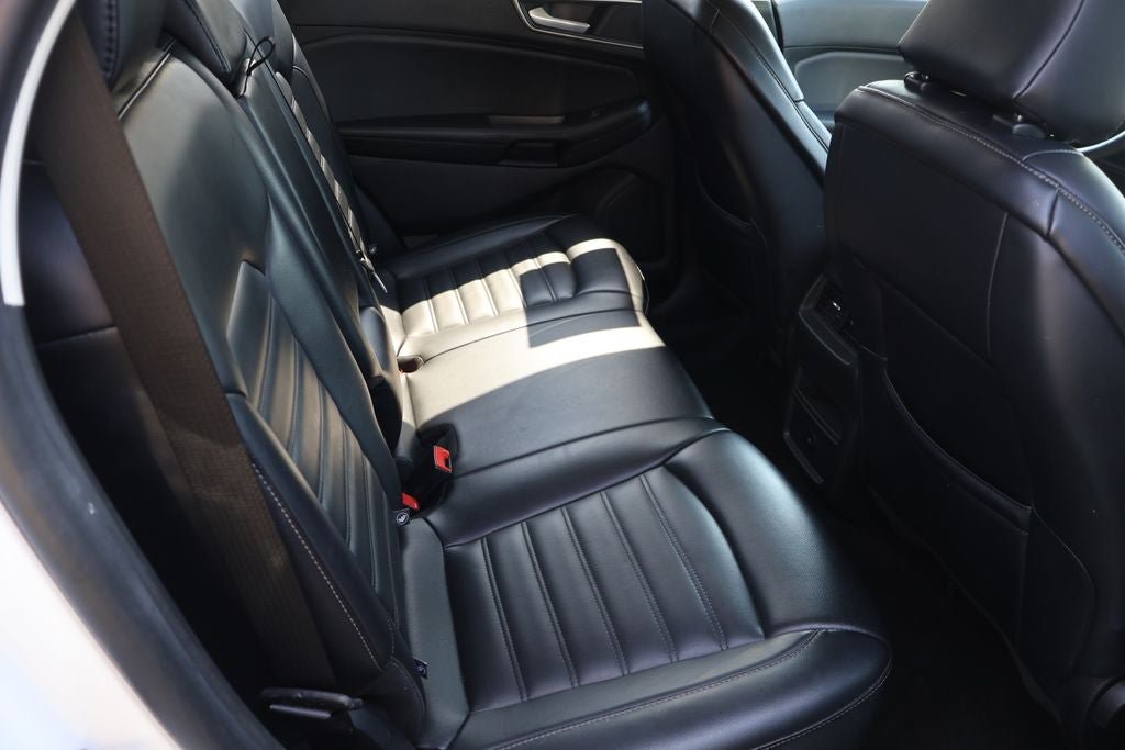 Used 2024 Ford Edge SEL AWD/4WD image 17