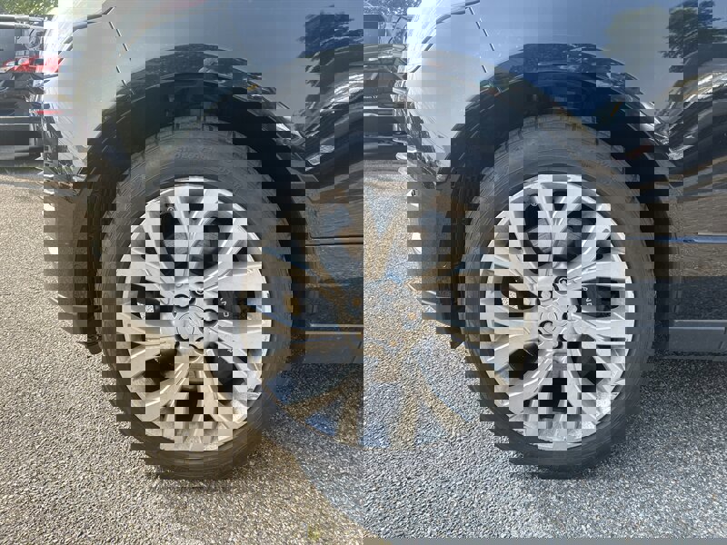 Used 2018 Land Rover Range Rover Supercharged image 7