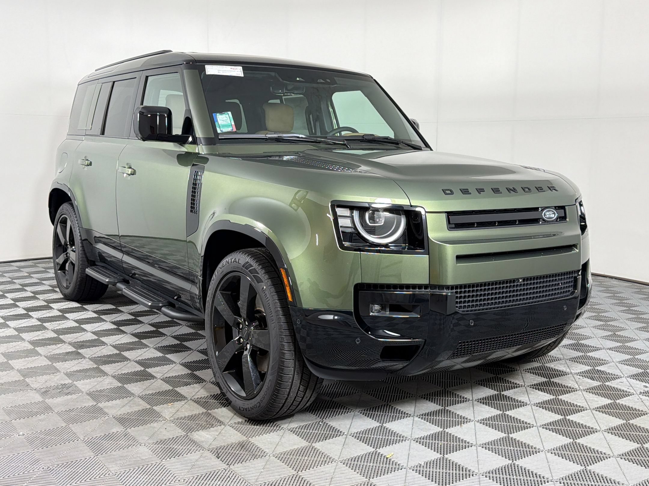 New 2026 Land Rover Defender 110 X-Dynamic SE AWD/4WD image 7