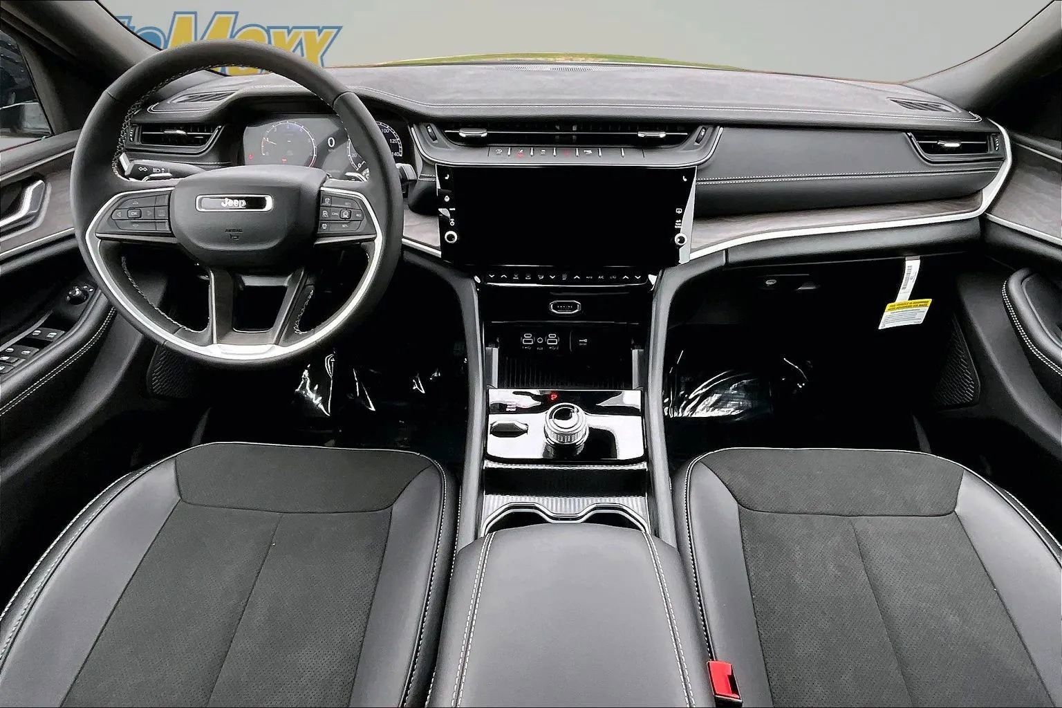 New 2026 Jeep Grand Cherokee L 4WD image 5