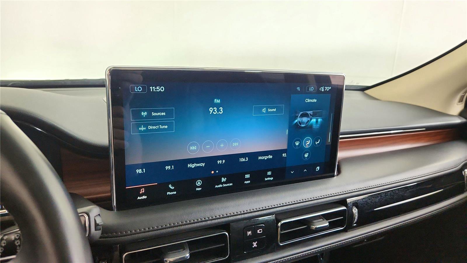 Used 2022 Lincoln Nautilus Reserve w/ Equipment Group 201A image 30