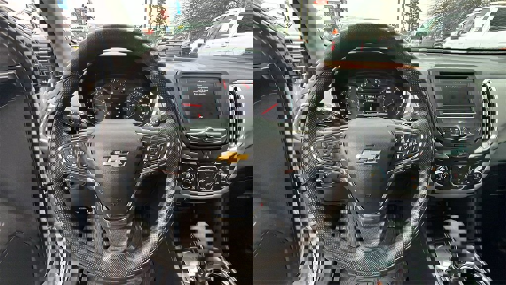 Used 2023 Chevrolet Equinox LS image 23