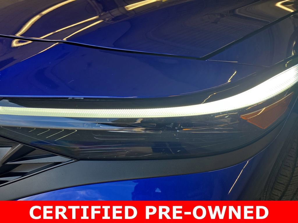 Certified 2025 Hyundai Elantra Sport image 31