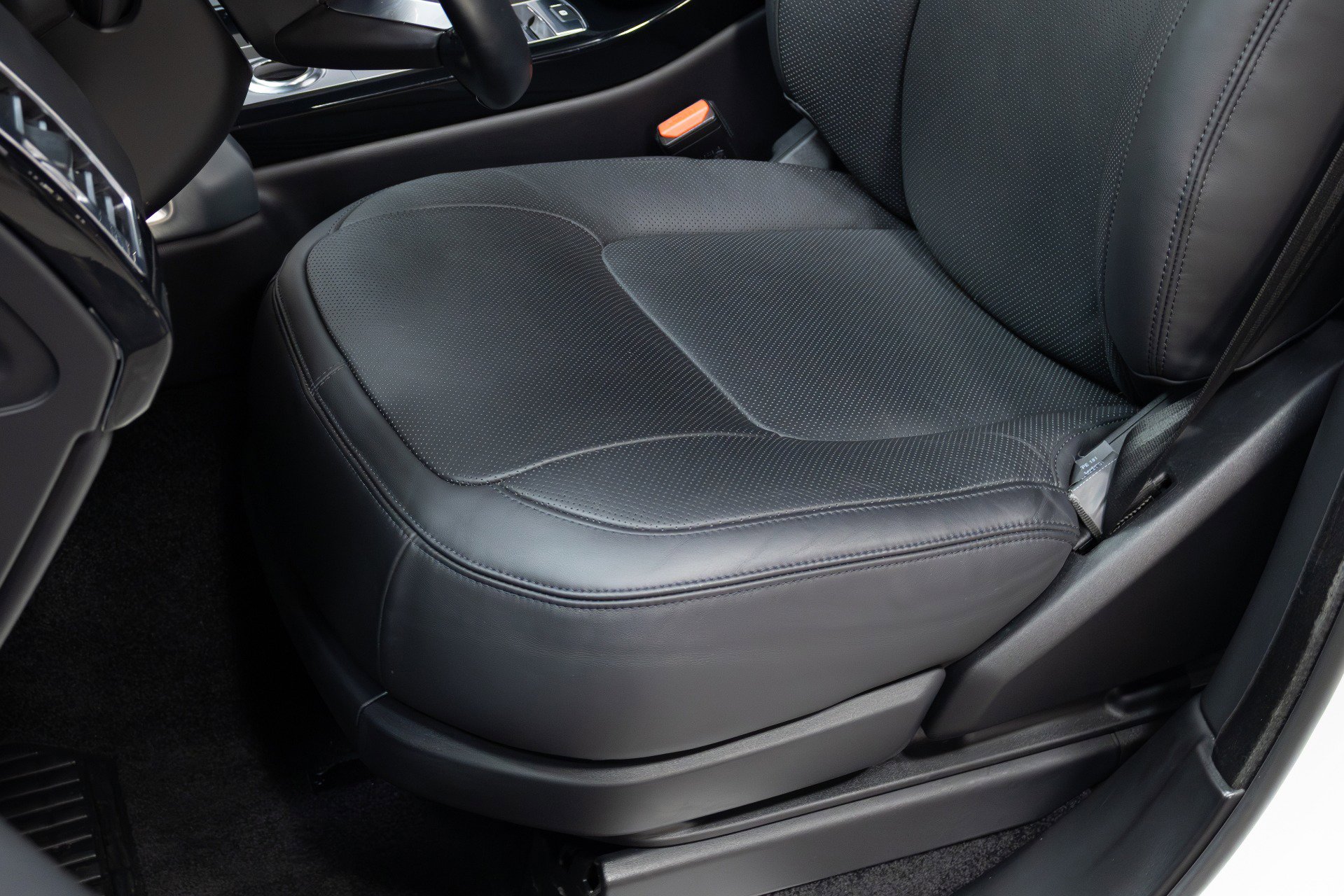 Used 2021 Land Rover Range Rover Westminster Edition image 7