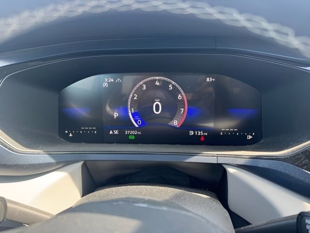 Used 2023 Volkswagen Taos SE w/ Panoramic Sunroof Package AWD/4WD image 19